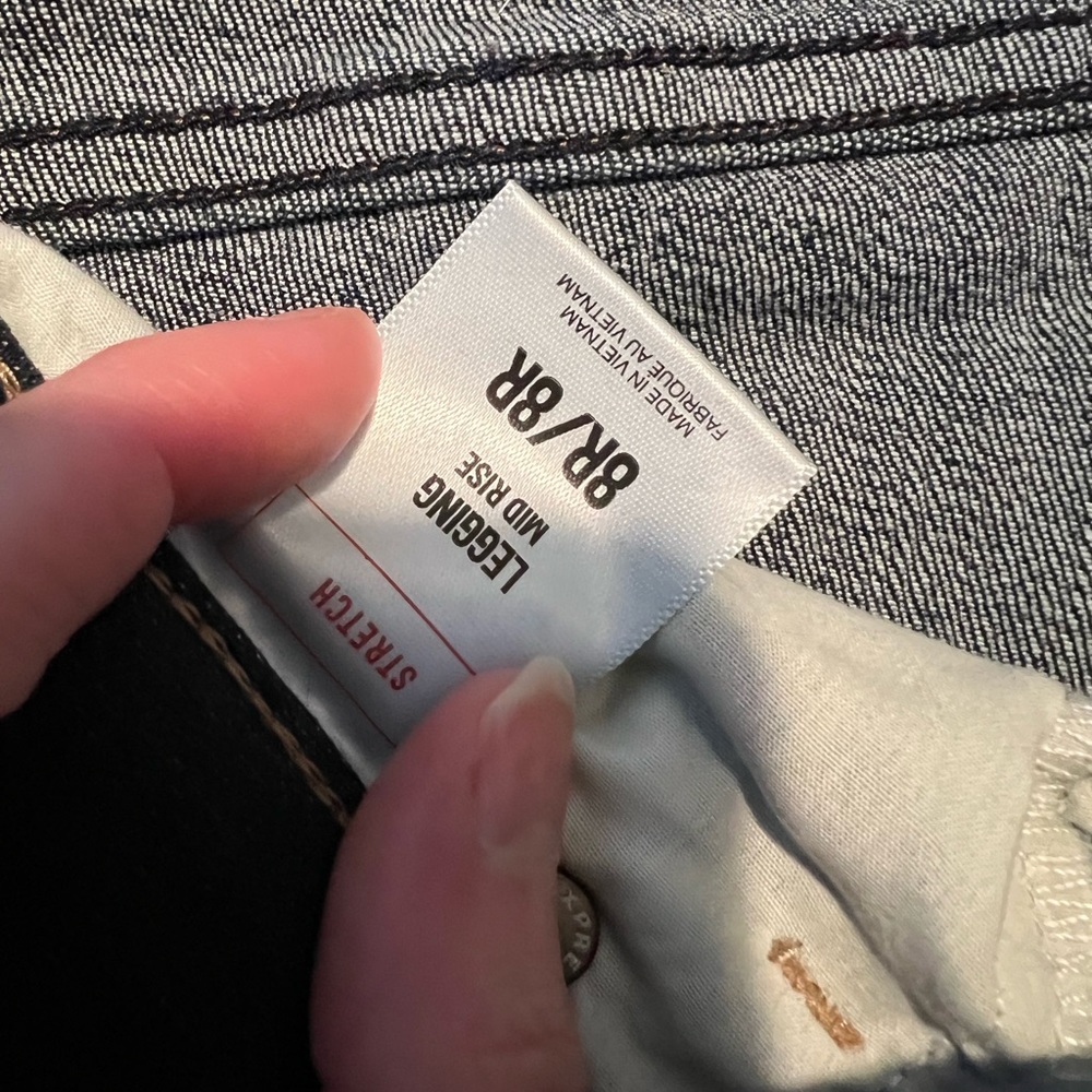 Express mid rise jean leggings, size 8